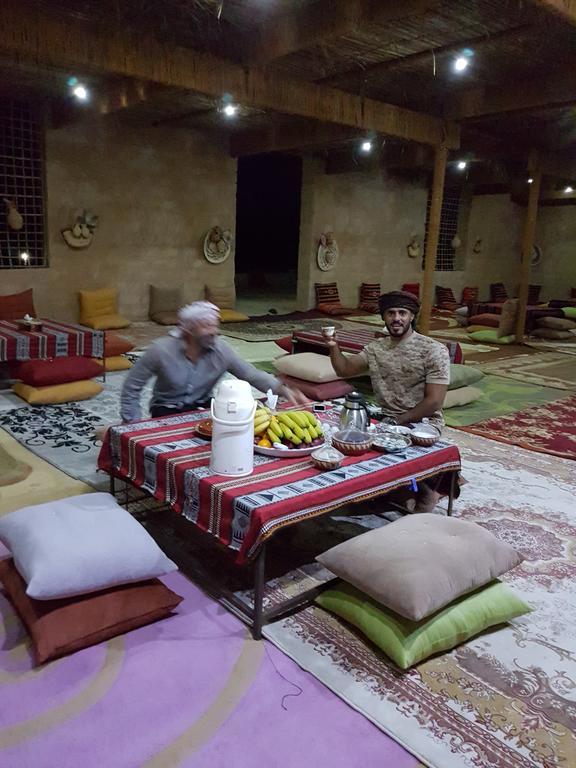 Desert Wonders Camp Ḩawīyah Kültér fotó